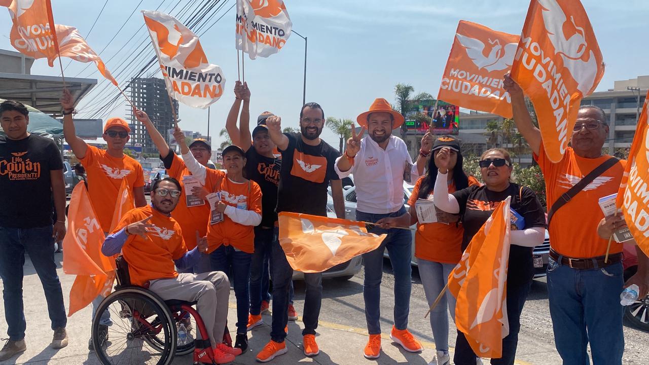 Durante los 2 meses de campaña, Ramón Fernández recorrió las 13 juntas auxiliares de San Pedro y las 11 de San Andrés Cholula. | Foto: Especial