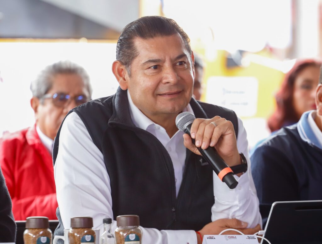 Puebla garantiza libertades y respeto durante marchas